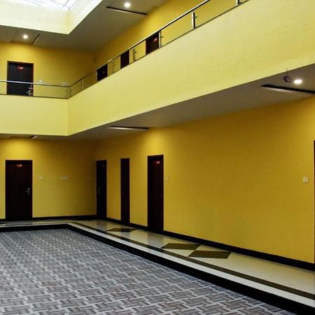 Hotel Varenya Inn Yavatmal Exteriör bild